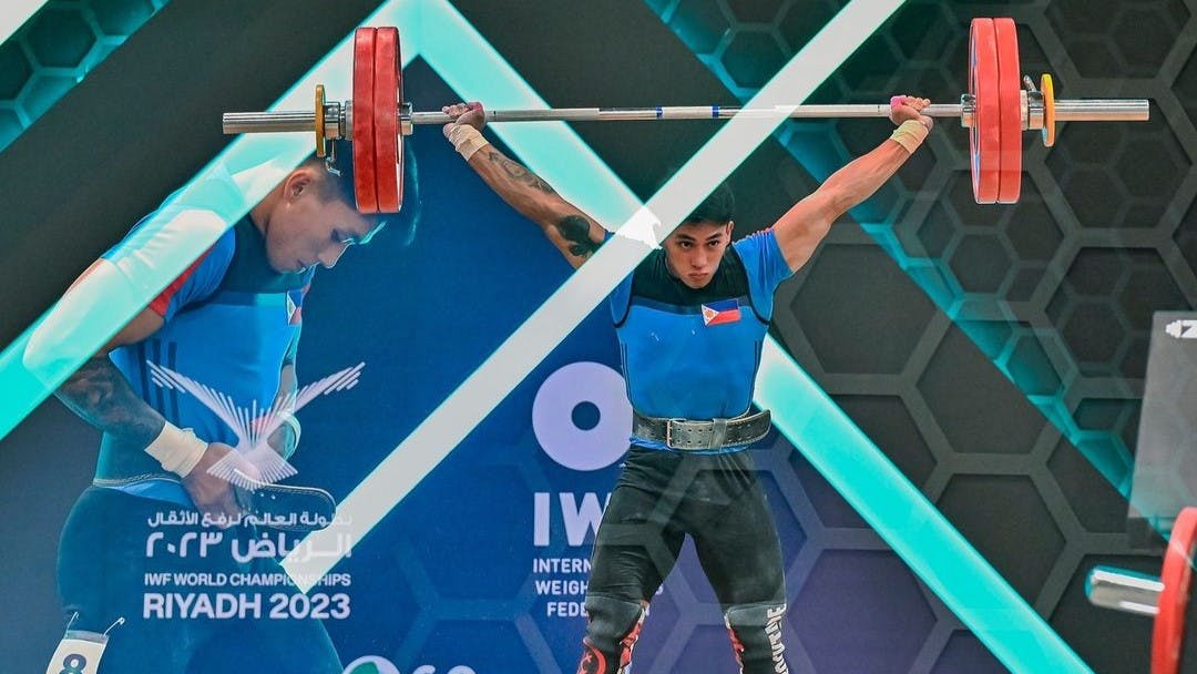 Filipino bet John Ceniza falls short of podium in World Weightlifting Championships